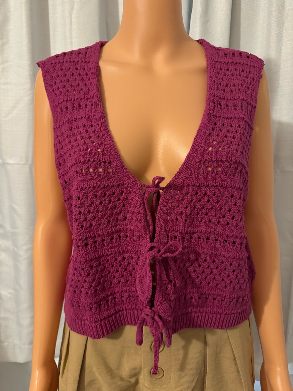 Cute Free People Beach size L raspberry pink toe front crochet sleeveless shirt